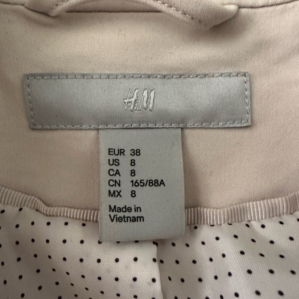 H&M Classic Beige Women's Blazer - Picture 3 of 6